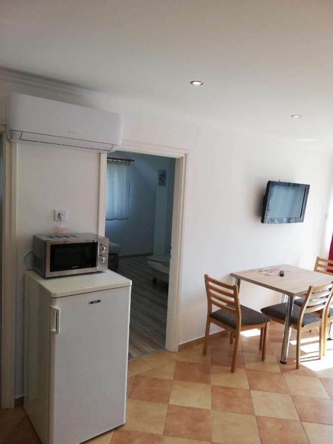 Zoe Apartman Siófok Exterior foto