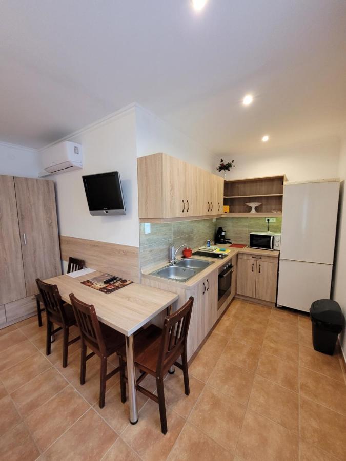 Zoe Apartman Siófok Exterior foto