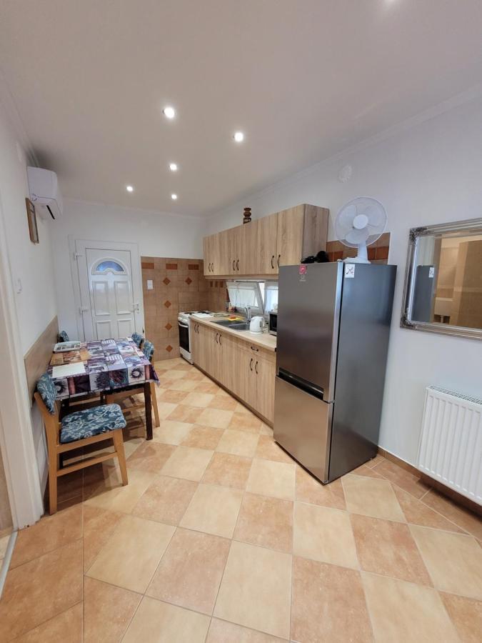 Zoe Apartman Siófok Exterior foto
