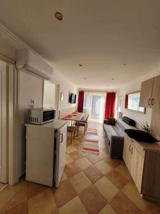 Zoe Apartman Siófok Exterior foto