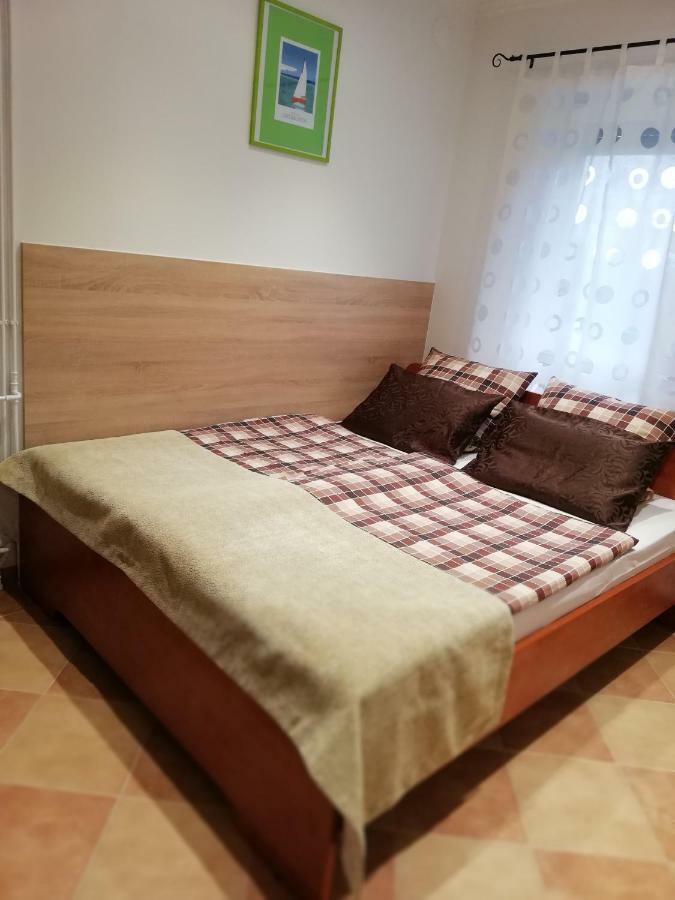 Zoe Apartman Siófok Exterior foto