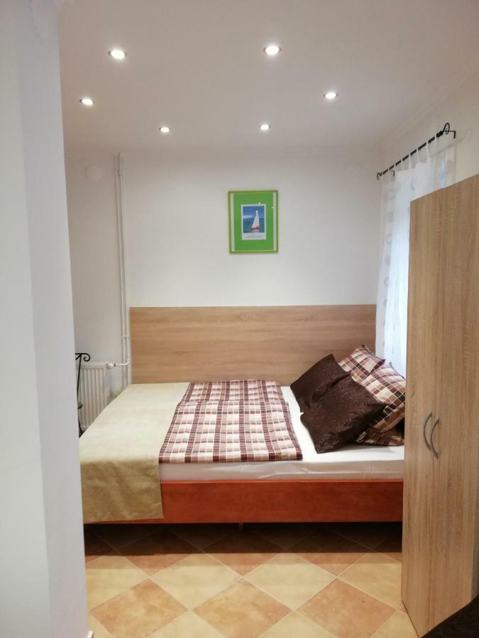 Zoe Apartman Siófok Exterior foto